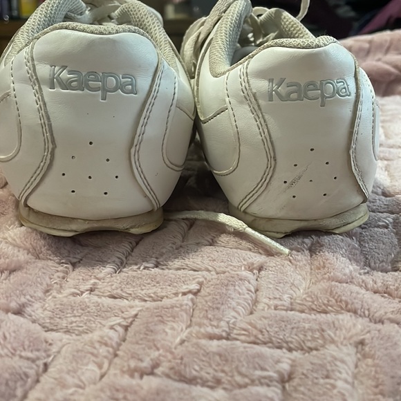 Kaepa cheer shoes with color buttons - Picture 4 of 7